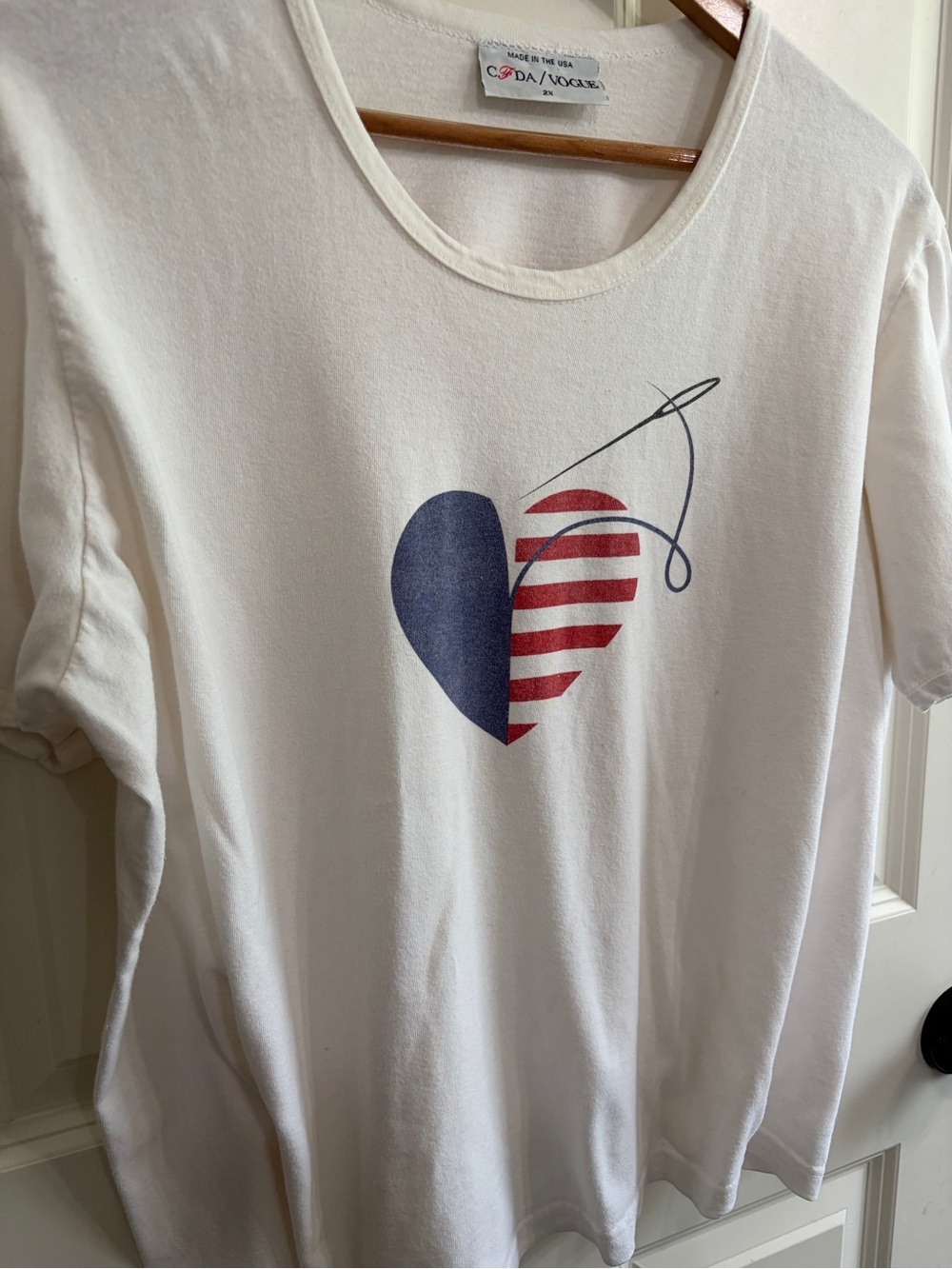 Vintage 2001 CFDA/VOGUE women’s Fashion for America tee size 2XL. Collectible - Picture 2 of 14